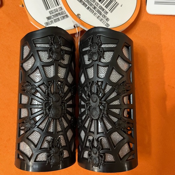 Gray Skull String Lights and Black Spider LED Candles - Picture 10 of 11